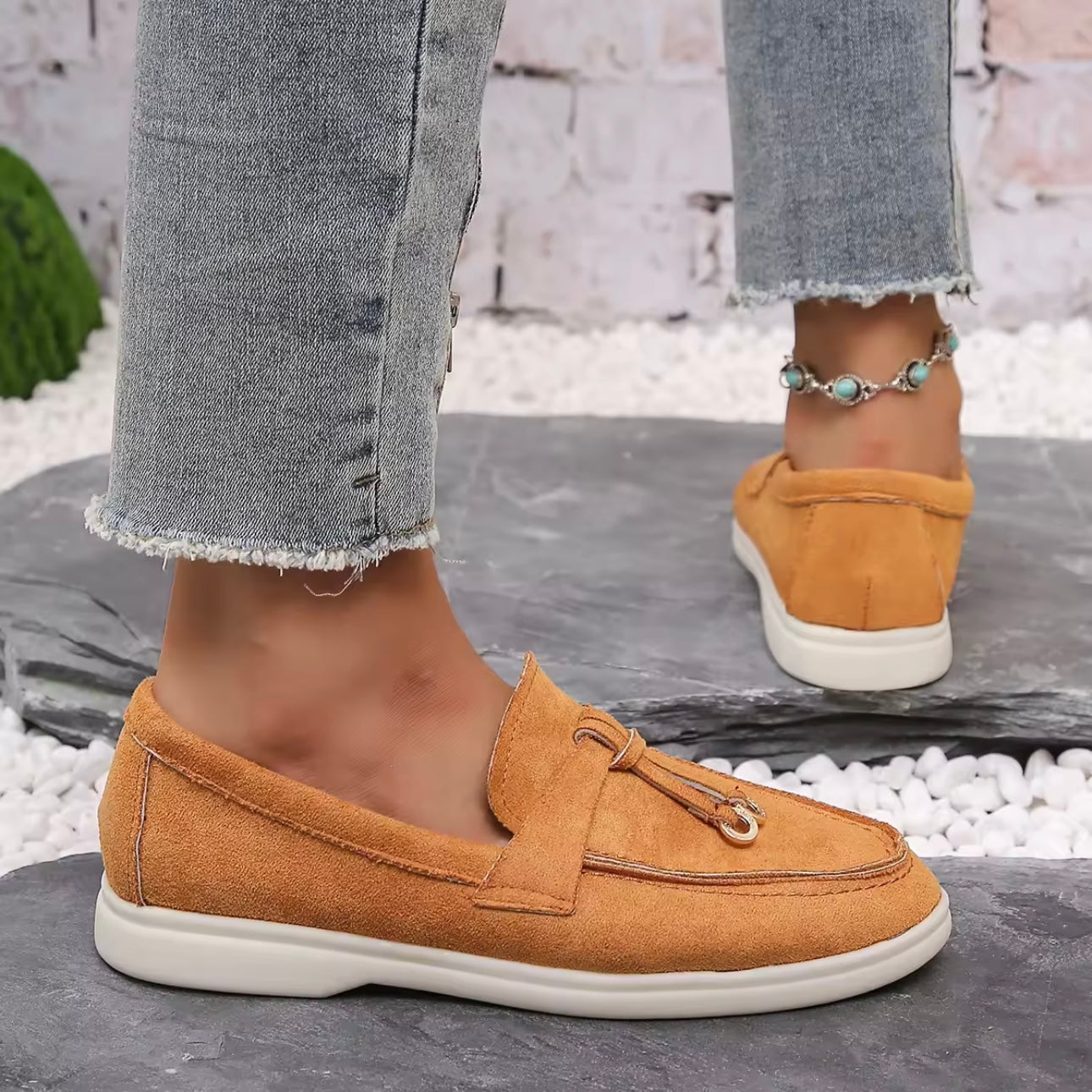 Lucente Suede